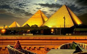 Mirage Pyramids View Hotel